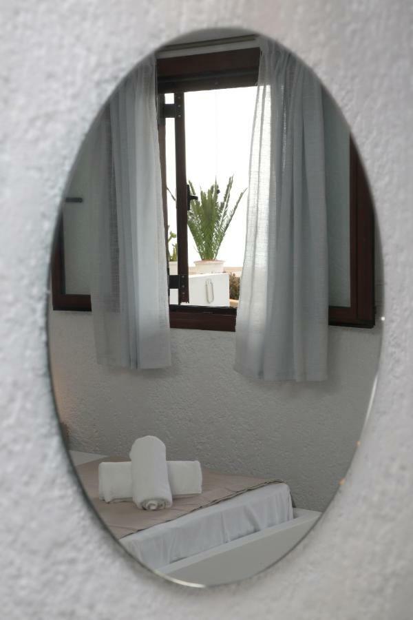 Blue Ocean Apartments Makrýgialos Dış mekan fotoğraf