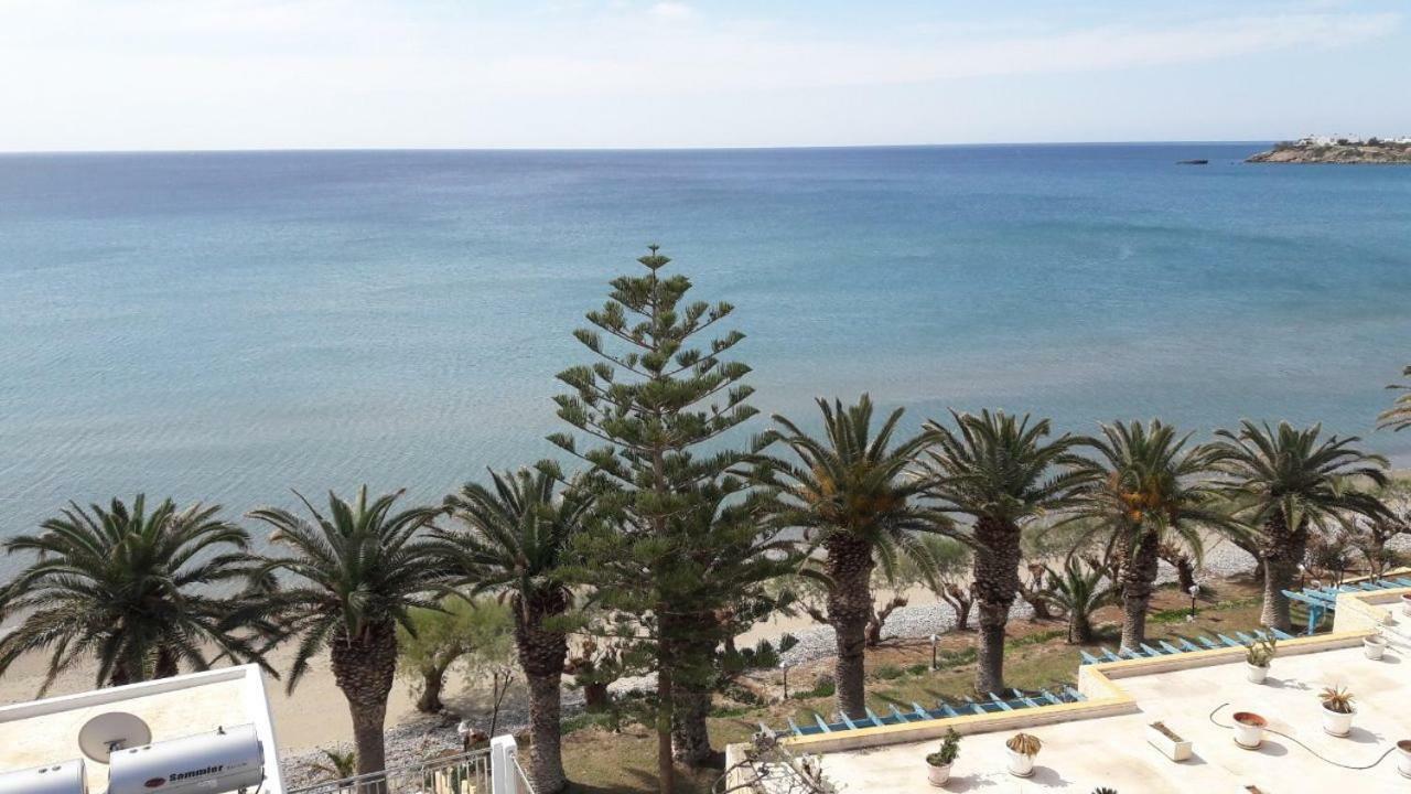 Blue Ocean Apartments Makrýgialos Dış mekan fotoğraf