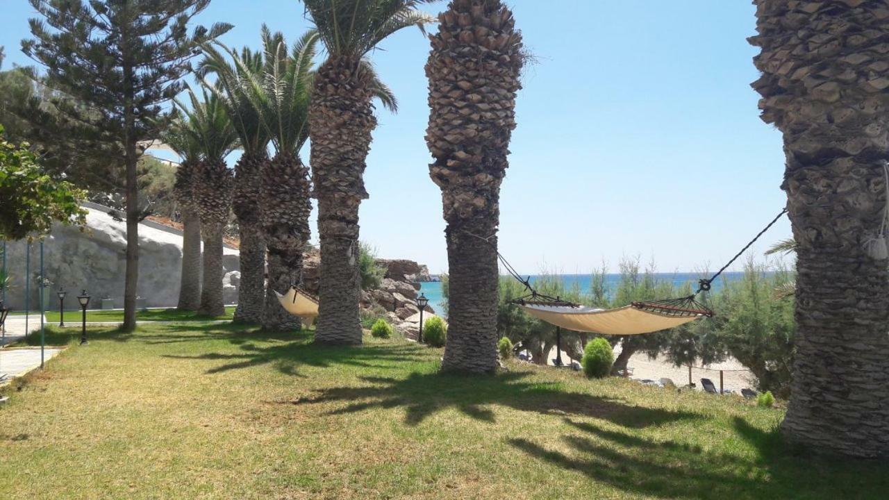 Blue Ocean Apartments Makrýgialos Dış mekan fotoğraf